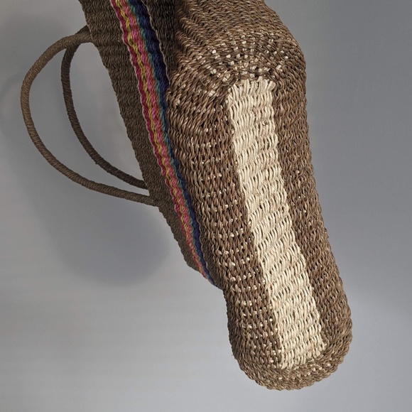 Rainbow straw tote bag ๐ - Picture 6 of 10